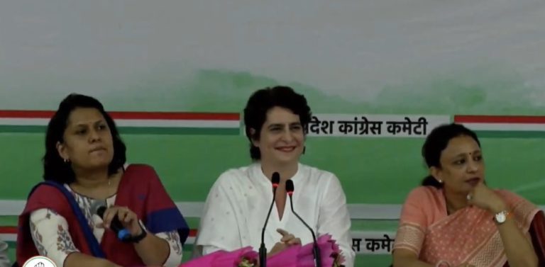 प्रियंका गांधी का यूपी चुनाव में महिला कार्ड, 40% सीटें महिलाओं को देगी कांग्रेस
