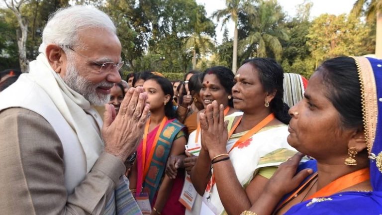 पीएम नरेंद्र मोदी ने कैसे महिलाओं को किया सशक्त, जानिए क्या कहते हैं आंकड़े