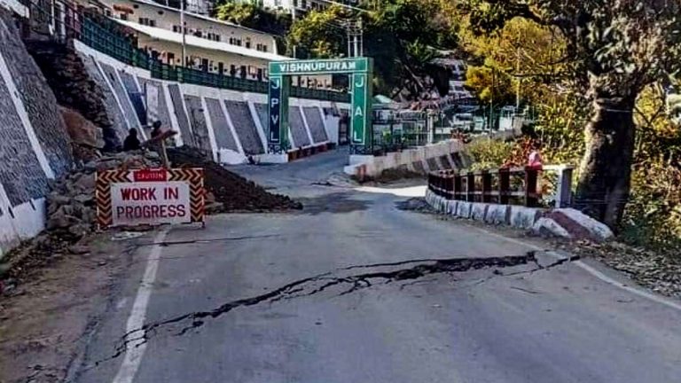 आखिर वह कौन से कारण हैं जिनके चलते जोशीमठ में लगातार हो रहा है भू-धसाव
