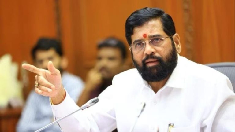 महाराष्ट्र के मुख्यमंत्री एकनाथ शिंदे का राहुल गाँधी पर बड़ा हमला, बोले सावरकर के अपमान पर राहुल को सजा मिलनी चाहिए