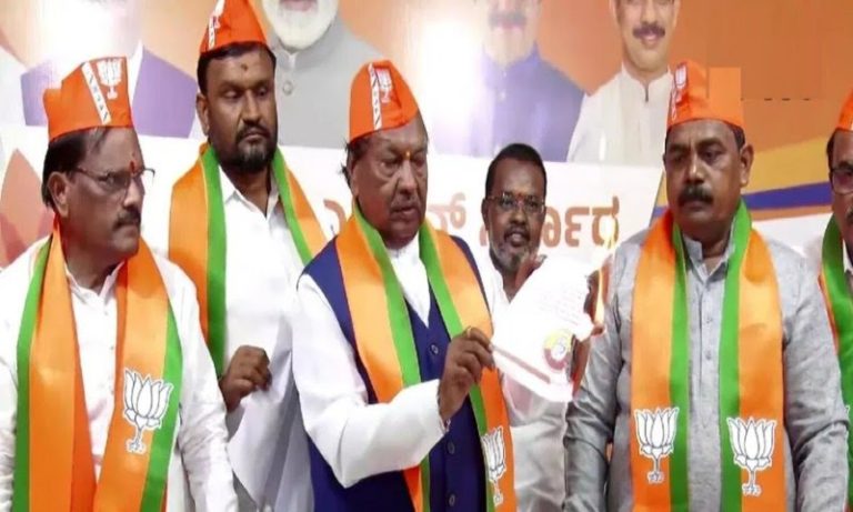 बीजेपी नेता ईश्वरप्पा ने ‘बजरंग दल बैन’ के विरोध में कांग्रेस का घोषणापत्र जलाया, कही ये बड़ी बात