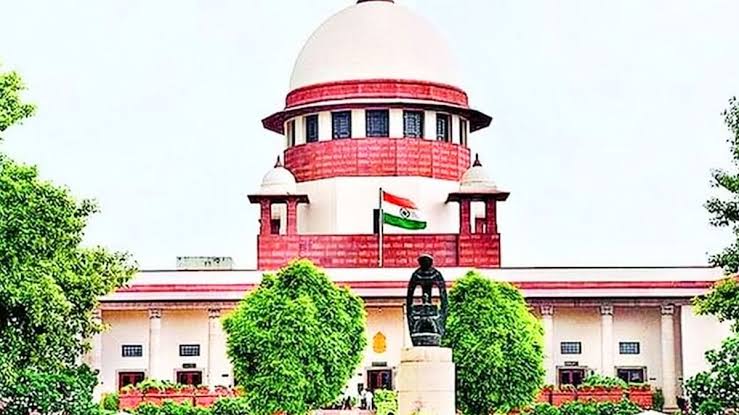 सुप्रीम कोर्ट से दिल्ली एलजी को बड़ा झटका, अधिकारियों के ट्रांसफर और पोस्टिंग का अधिकार दिल्ली सरकार का