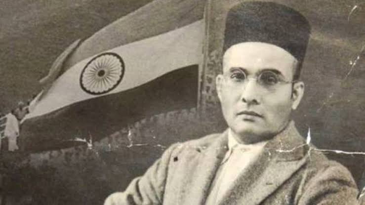 DU के पाठ्यक्रम में शामिल किए गए वीर सावरकर; जानिए क्या है DU शिक्षकों की प्रतिक्रिया
