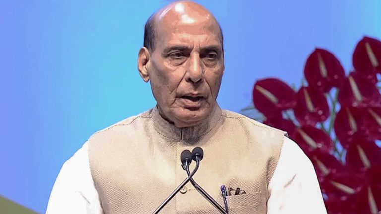 यूपी के डिफेंस कॉरिडोर में नट बोल्ट से लेकर ब्रह्मोस मिसाइल और ड्रोन तक का होगा निर्माण; लखनऊ में बोले रक्षा मंत्री