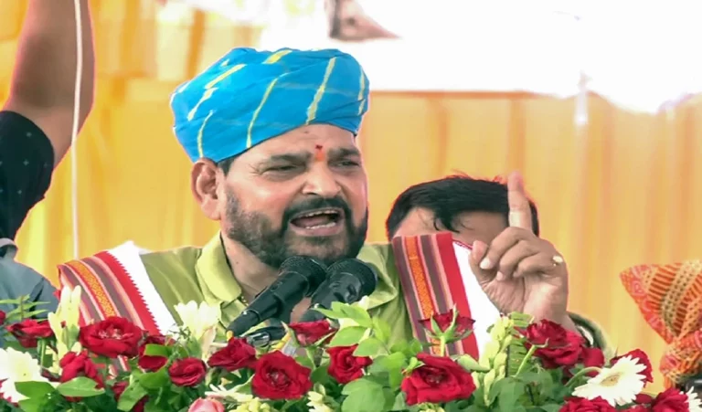 बृजभूषण सिंह को बड़ी राहत, POCSO एक्ट में दिल्ली पुलिस ने दी क्लीन चिट
