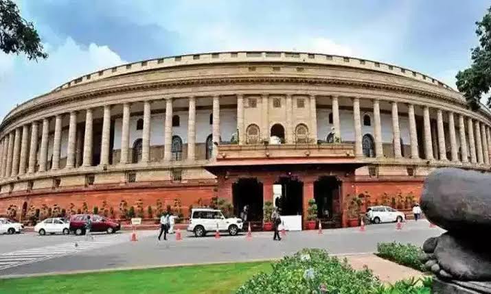 बीजेपी ने अपने सभी सांसदों 18 से 20 सितंबर तक व्हिप जारी किया, संसद में रहना होगा मौजूद 