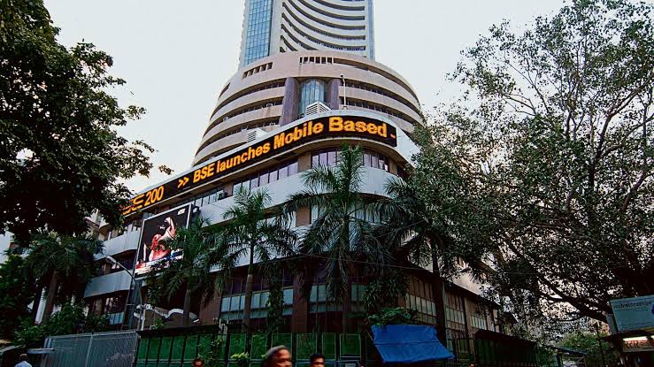 पिछले 11 सालों में IPO के जरिए बाजार ने जुटाएं 4.2 लाख करोड़, जानिए क्या हैं आंकड़ें
