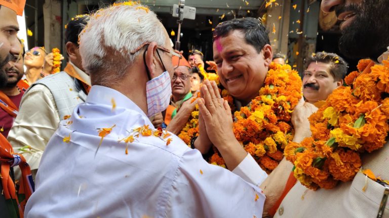 पौड़ी गढ़वाल से बीजेपी उम्मीदवार और मीडिया प्रभारी अनिल बलूनी को मिल रहा जनता का अपार समर्थन,पढ़िए पूरी रिपोर्ट