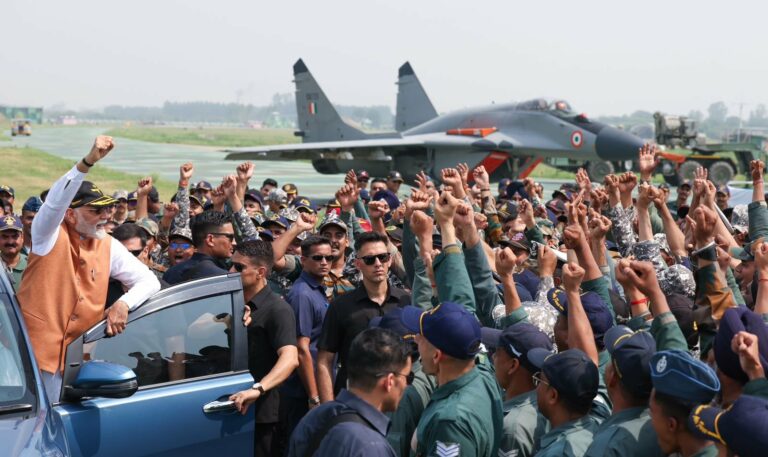 कश्मीर पर तीसरे पक्ष का दखल मंजूर नहीं, पाक से अब भारत सिर्फ PoK पर करेगा बात