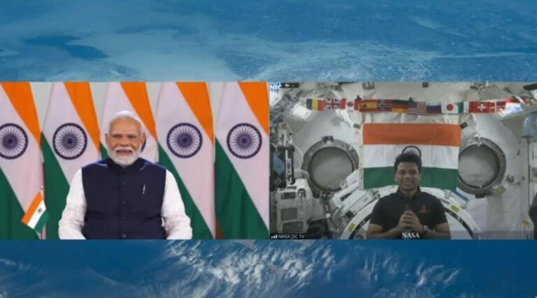 पीएम मोदी ने शुभांशु शुक्ला से की बात, बताया अंतरिक्ष से कैसा दिखता है भारत