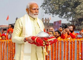 25 नवंबर को इतिहास रचेगा अयोध्या, पीएम मोदी करेंगे राम मंदिर पर ध्वजारोहण; जानें 80 के दशक से कैसे जुड़े रहे पीएम मोदी