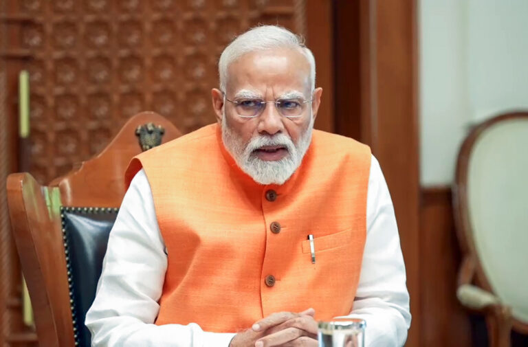 अंतरराष्ट्रीय संकट का बोझ आम नागरिकों पर नहीं पड़ना चाहिए… पीएम मोदी ने मंत्रियों को दिया निर्देश