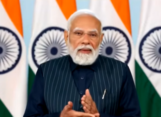 рд╡рд╛рд░рд╛рдгрд╕реА рдореЗрдВ рдиреЗрд╢рдирд▓ рд╡реЙрд▓реАрдмреЙрд▓ рдЪреИрдВрдкрд┐рдпрдирд╢рд┐рдк рдХрд╛ рдкреАрдПрдо рдореЛрджреА рдиреЗ рдХрд┐рдпрд╛ рдЙрджреНрдШрд╛рдЯрди, рдмреЛрд▓реЗ- рдпреЗ рдЦреЗрд▓ рд╕рд┐рдЦрд╛рддрд╛ рд╣реИ рдХрд┐ рдХреЛрдИ рднреА рдЬреАрдд рдЕрдХреЗрд▓реЗ рдХреА рдирд╣реАрдВ рд╣реЛрддреА