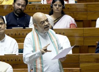 рдЕрдЧрд░ рдХрд╛рдВрдЧреНрд░реЗрд╕ рдХреА рд░рд╛рдЬреНрдп рд╕рд░рдХрд╛рд░реЛрдВ рдиреЗ рд╕рд╛рде рджрд┐рдпрд╛ рд╣реЛрддрд╛ рддреЛ 2 рд╕рд╛рд▓ рдкрд╣рд▓реЗ рд╣реА рдирдХреНрд╕рд▓рд╡рд╛рдж рдЦрддреНрдо рд╣реЛ рдЬрд╛рддрд╛… рд▓реЛрдХрд╕рднрд╛ рдореЗрдВ рдмреЛрд▓реЗ рдХреЗрдВрджреНрд░реАрдп рдЧреГрд╣ рдордВрддреНрд░реА рдЕрдорд┐рдд рд╢рд╛рд╣