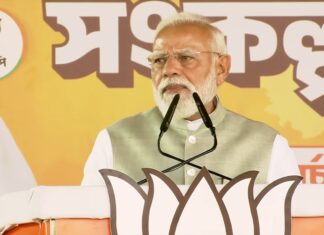 भाजपा और NDA के साथ महिषासुर मर्दिनी का आशीर्वाद, परिवर्तन की आंधी चल पड़ी… कोलकाता में बोले पीएम मोदी