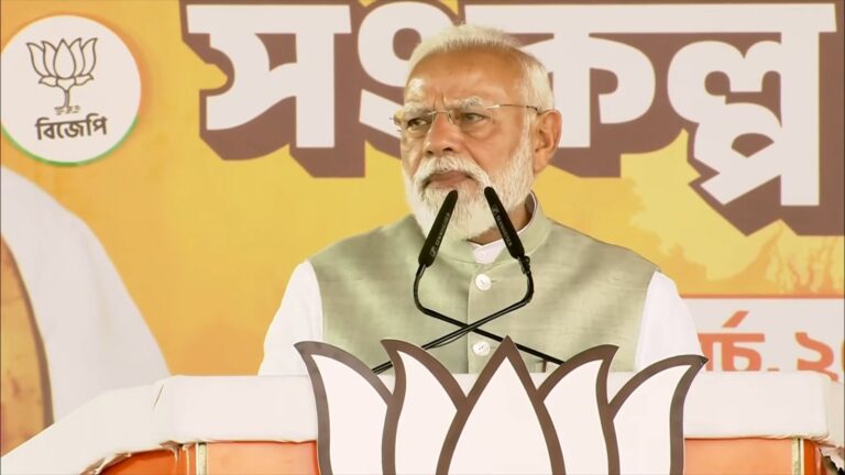 भाजपा और NDA के साथ महिषासुर मर्दिनी का आशीर्वाद, परिवर्तन की आंधी चल पड़ी… कोलकाता में बोले पीएम मोदी