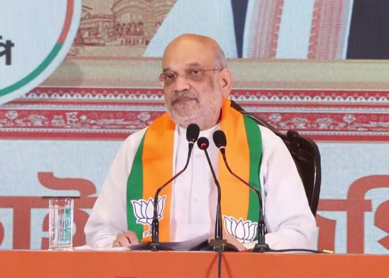 गृह मंत्री अमित शाह ने बंगाल चुनाव के लिए जारी किया बीजेपी का घोषणापत्र, जानें बीजेपी क्या बड़े वादे किए