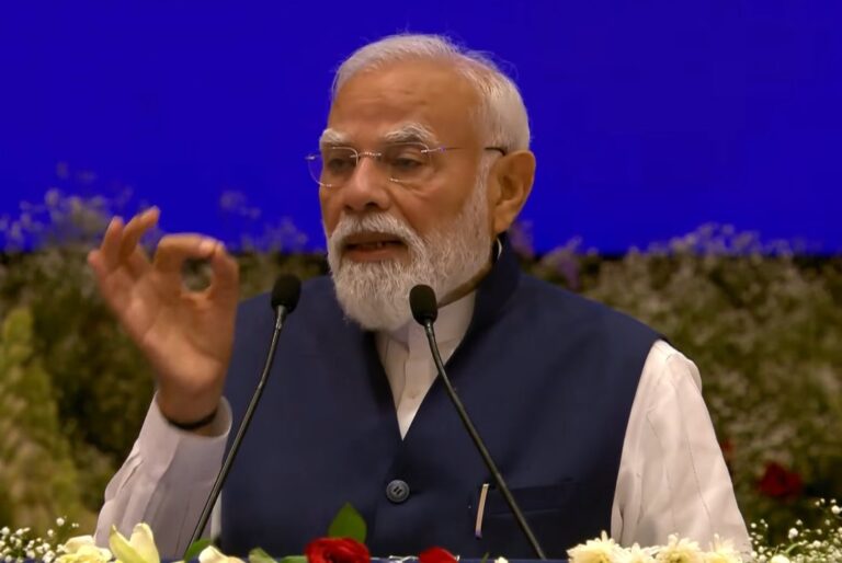 कांग्रेस ने धीमी विकास को हिंदू ग्रोथ रेट नाम दिया था, आज देश कांग्रेस के कुचक्र से आजाद- पीएम नरेंद्र मोदी