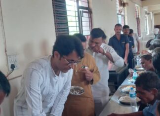 बीजेपी के राष्ट्रीय प्रवक्ता प्रदीप भंडारी ने गुरुवायुर मंदिर में श्रमसेवा कर मनाया अपना जन्मदिन