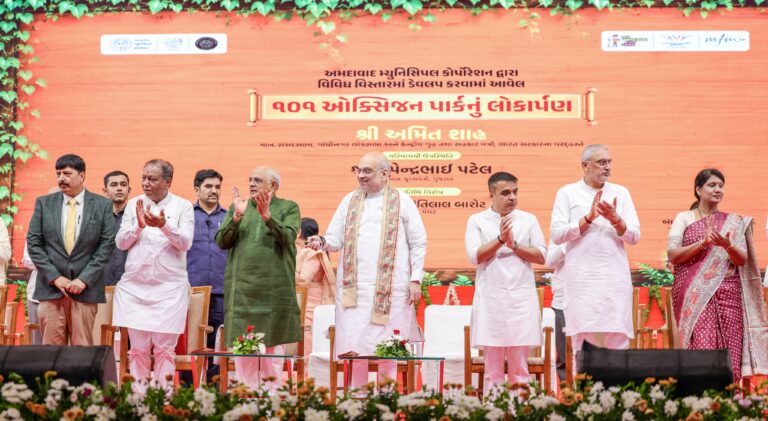 गृह मंत्री अमित शाह ने गुजरात में करोड़ों की परियोजनाओं का किया उद्घाटन और शिलान्यास
